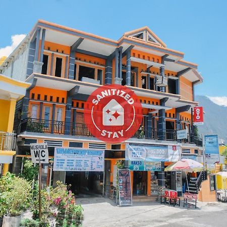 Oyo 1351 Tanggulasi Resto & Residence Syariah Magetan Exterior foto