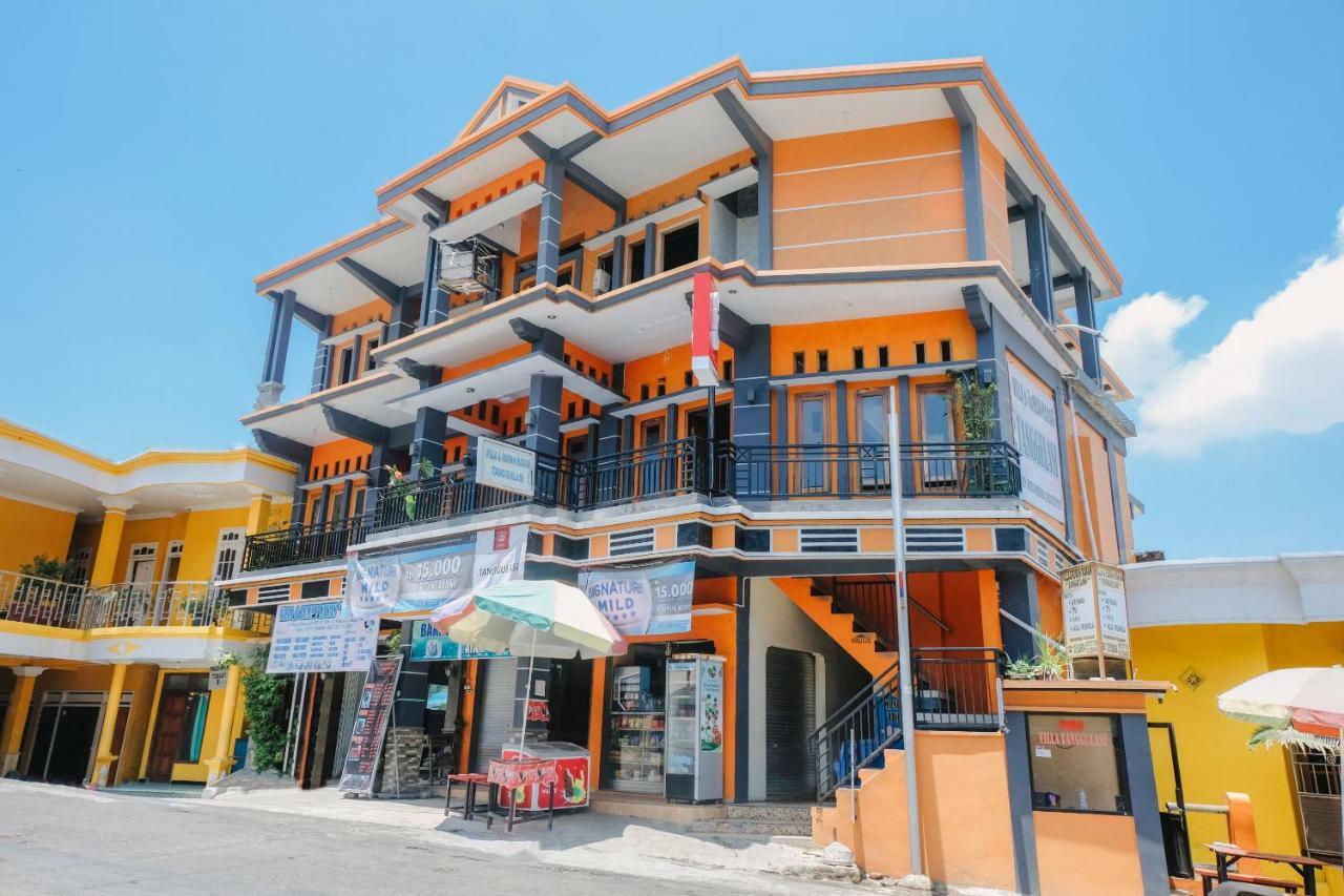 Oyo 1351 Tanggulasi Resto & Residence Syariah Magetan Exterior foto